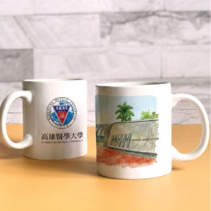 KMU校園插畫馬克杯_校門款